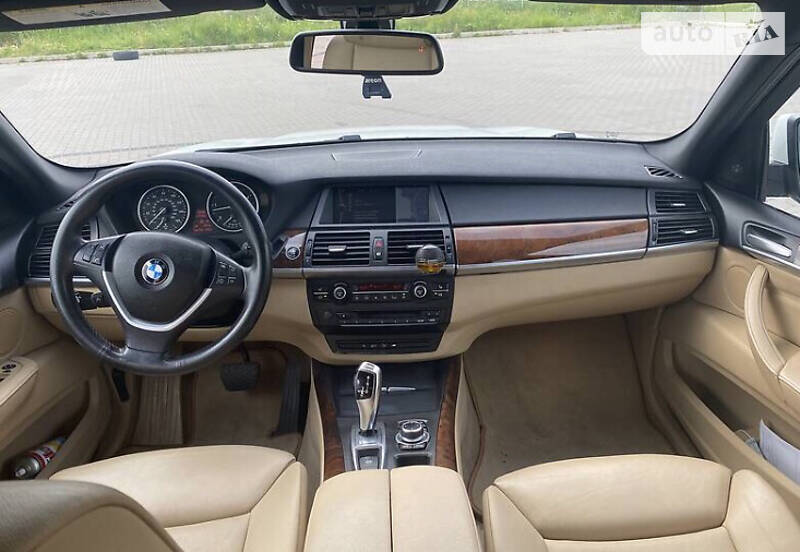 Позашляховик / Кросовер BMW X5 2012 в Кам'янському