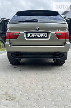 Внедорожник / Кроссовер BMW X5 2004 в Гусятине