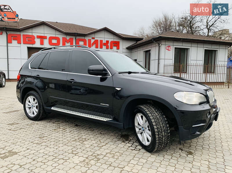 Позашляховик / Кросовер BMW X5 2013 в Львові