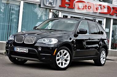 Позашляховик / Кросовер BMW X5 2012 в 