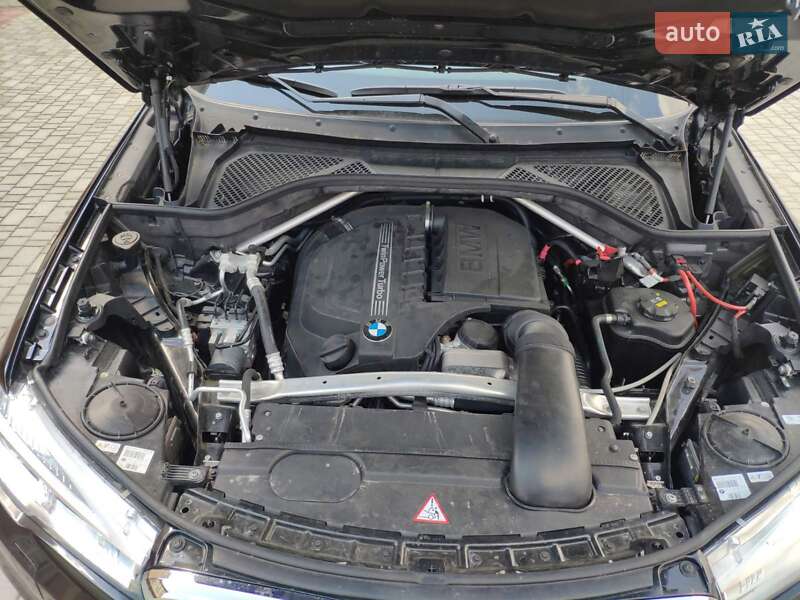 Внедорожник / Кроссовер BMW X5 2014 в Днепре