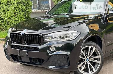 Позашляховик / Кросовер BMW X5 2016 в Рівному