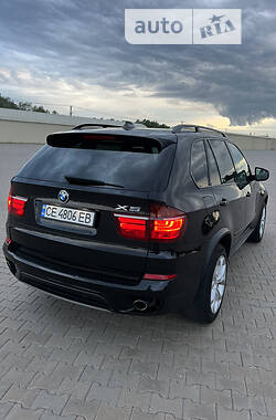 Позашляховик / Кросовер BMW X5 2012 в Чернівцях