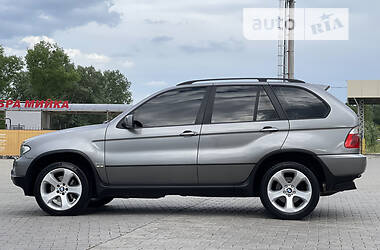 Внедорожник / Кроссовер BMW X5 2004 в 