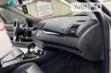 Внедорожник / Кроссовер BMW X5 2004 в 