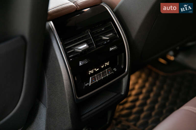 Внедорожник / Кроссовер BMW X5 2018 в Черновцах