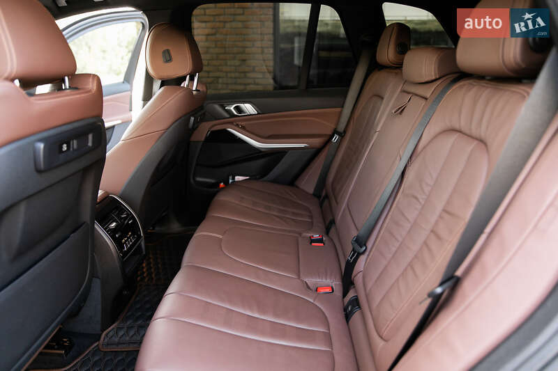 Внедорожник / Кроссовер BMW X5 2018 в Черновцах