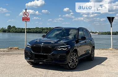 Позашляховик / Кросовер BMW X5 2020 в 