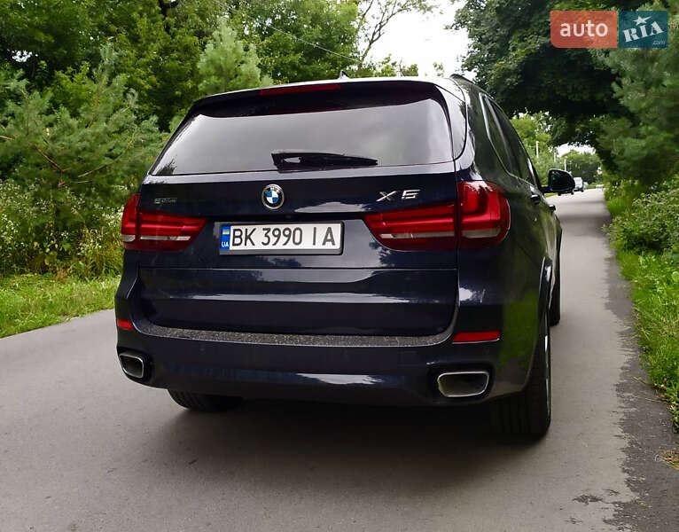 Позашляховик / Кросовер BMW X5 2016 в Рівному