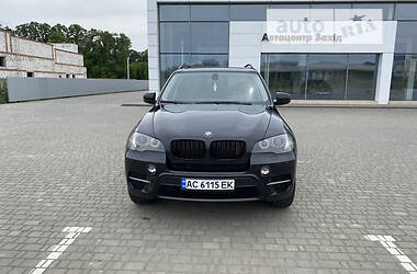 Позашляховик / Кросовер BMW X5 2010 в Луцьку