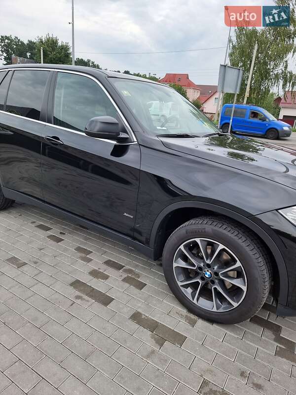 Внедорожник / Кроссовер BMW X5 2015 в Киеве