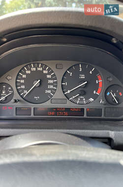 Внедорожник / Кроссовер BMW X5 2006 в 