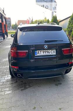 Внедорожник / Кроссовер BMW X5 2011 в Ивано-Франковске