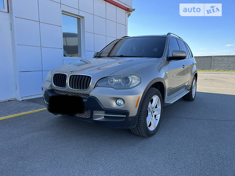 Позашляховик / Кросовер BMW X5 2009 в 