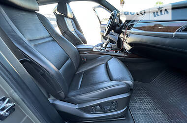 Позашляховик / Кросовер BMW X5 2009 в 