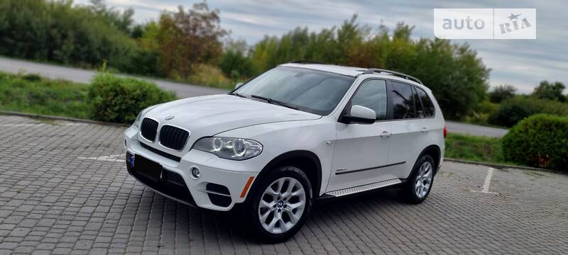 Позашляховик / Кросовер BMW X5 2012 в Мукачевому