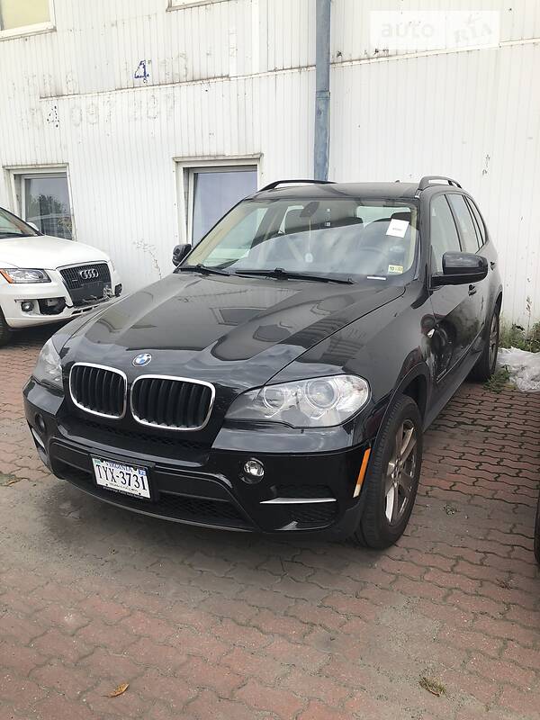 Позашляховик / Кросовер BMW X5 2012 в Києві