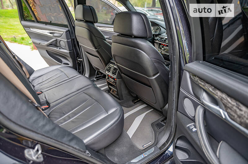 Позашляховик / Кросовер BMW X5 2014 в Києві
