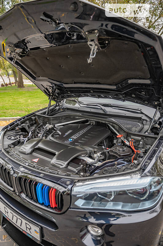 Позашляховик / Кросовер BMW X5 2014 в Києві
