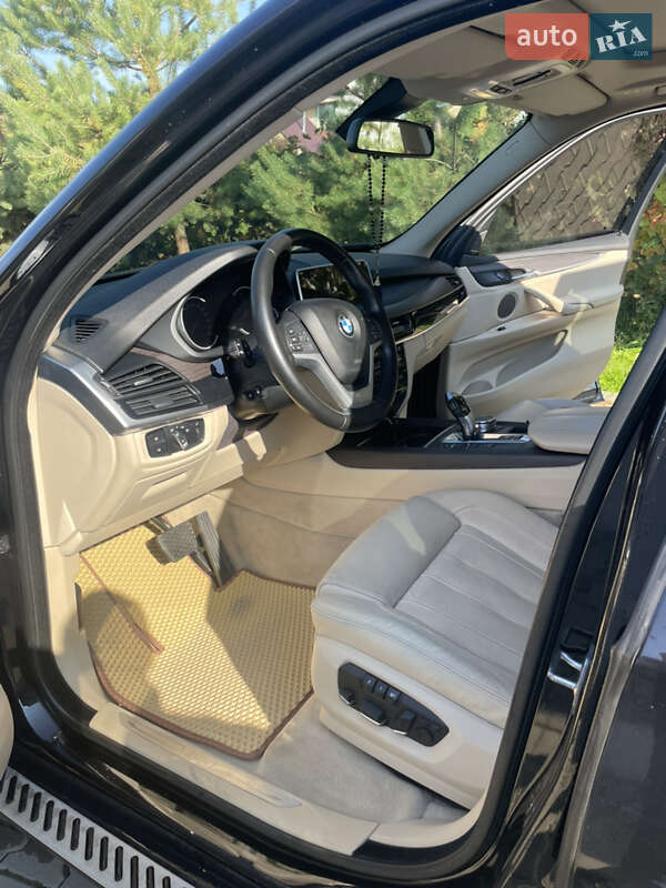 Внедорожник / Кроссовер BMW X5 2018 в Ужгороде