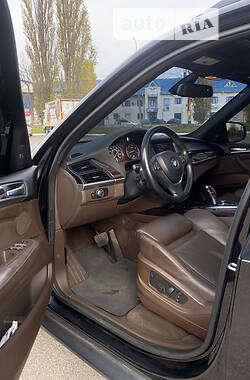 Внедорожник / Кроссовер BMW X5 2012 в Житомире