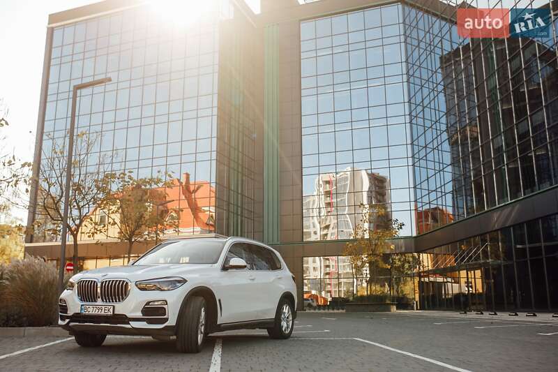 Внедорожник / Кроссовер BMW X5 2020 в Киеве фото 3 Внедорожник / Кроссовер BMW X5 2020 в Киеве