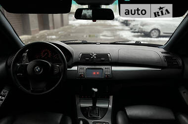 Внедорожник / Кроссовер BMW X5 2004 в 
