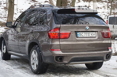 Позашляховик / Кросовер BMW X5 2012 в Львові