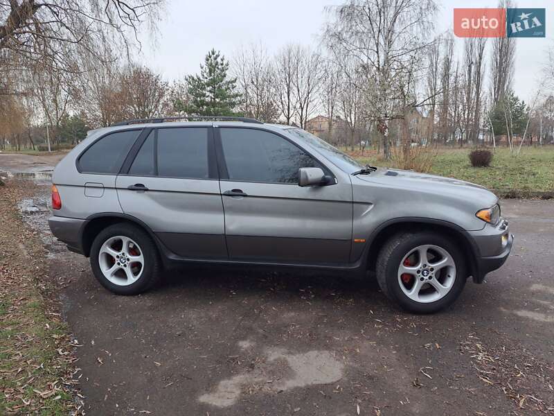 Внедорожник / Кроссовер BMW X5 2004 в Ровно