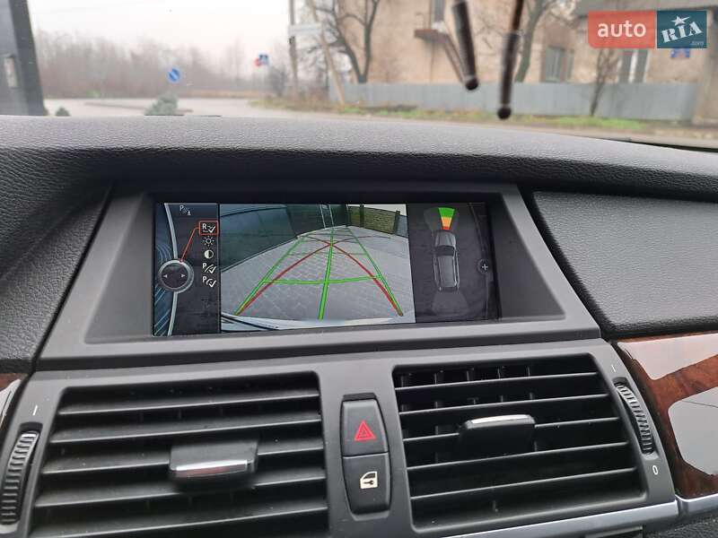 Внедорожник / Кроссовер BMW X5 2011 в Ужгороде