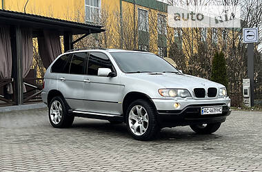 Внедорожник / Кроссовер BMW X5 2001 в Ровно