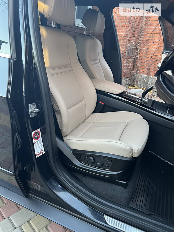 Позашляховик / Кросовер BMW X5 2010 в Краснокутську