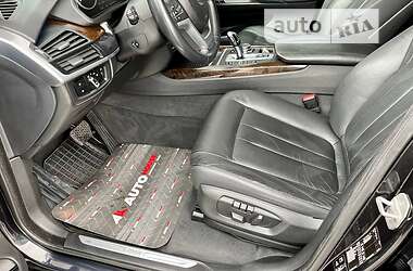 Позашляховик / Кросовер BMW X5 2015 в 