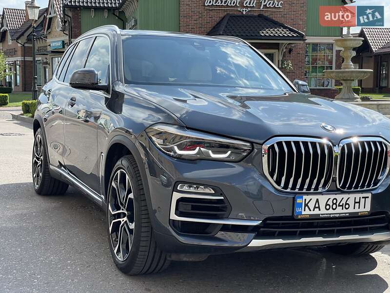 Внедорожник / Кроссовер BMW X5 2021 в Киеве