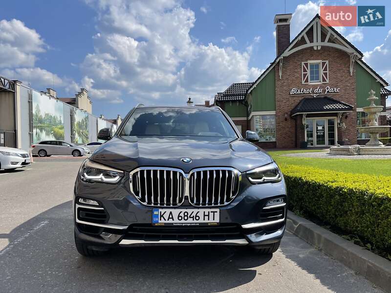 Внедорожник / Кроссовер BMW X5 2021 в Киеве