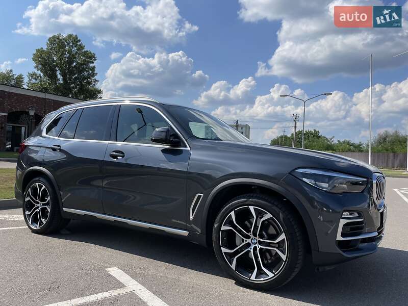 Внедорожник / Кроссовер BMW X5 2021 в Киеве