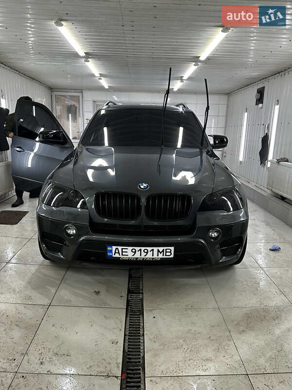 Внедорожник / Кроссовер BMW X5 2010 в Днепре