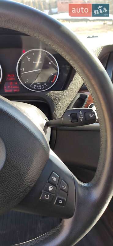 Внедорожник / Кроссовер BMW X5 2010 в Львове