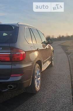 Внедорожник / Кроссовер BMW X5 2010 в Самборе