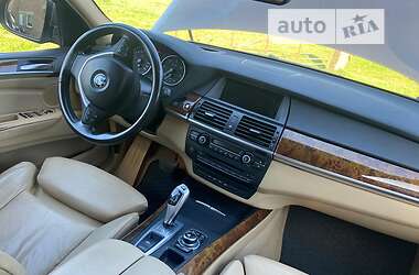 Внедорожник / Кроссовер BMW X5 2010 в Самборе