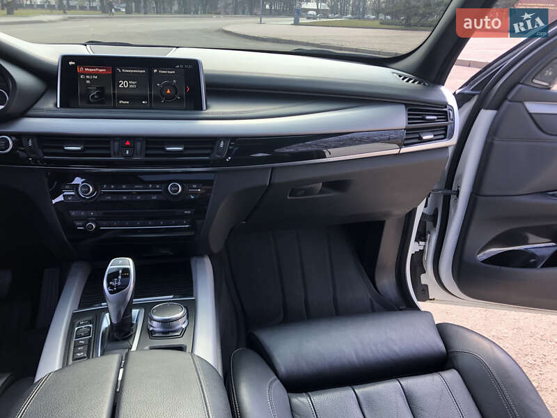 Внедорожник / Кроссовер BMW X5 2018 в Кропивницком