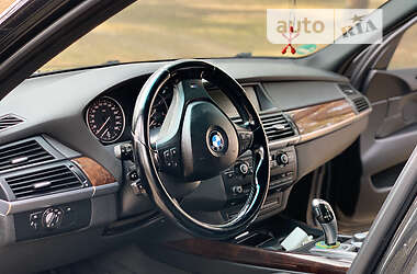 Позашляховик / Кросовер BMW X5 2007 в 