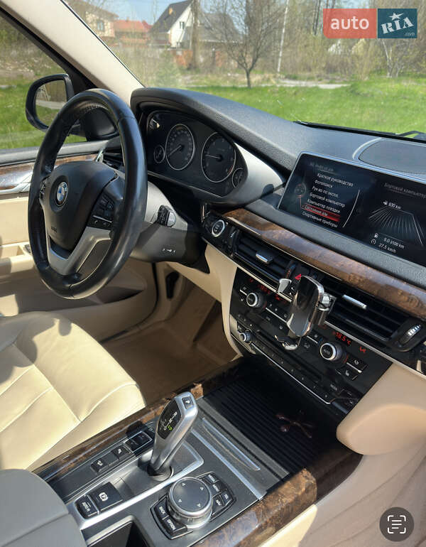 Внедорожник / Кроссовер BMW X5 2015 в Звягеле