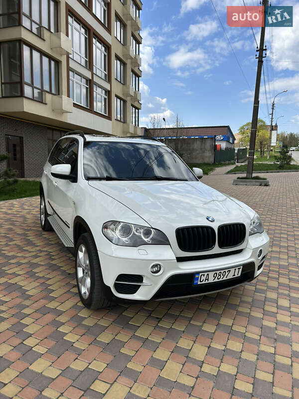 Внедорожник / Кроссовер BMW X5 2011 в Умани
