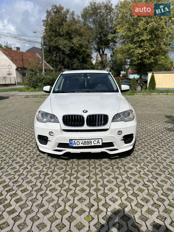 BMW X5 2011