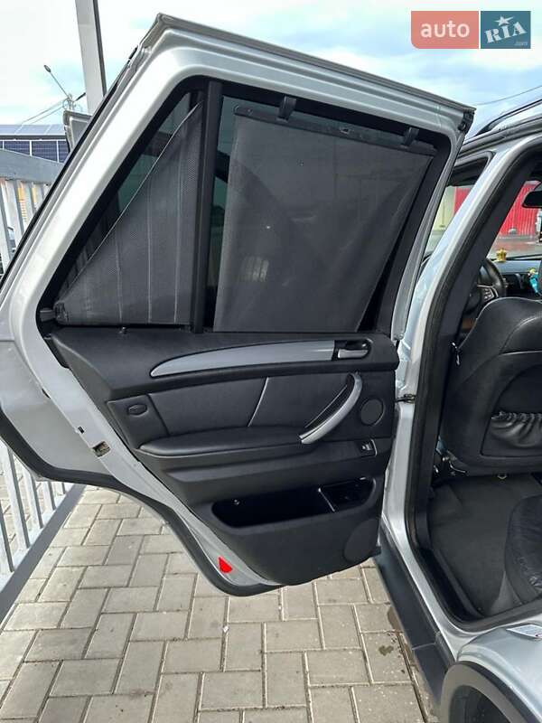 Внедорожник / Кроссовер BMW X5 2006 в Черновцах