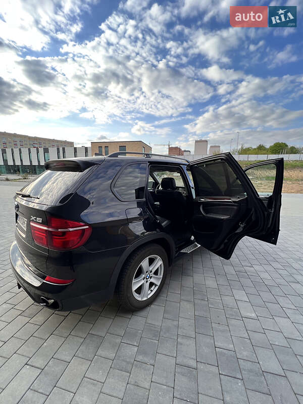 Внедорожник / Кроссовер BMW X5 2012 в Хмельницком