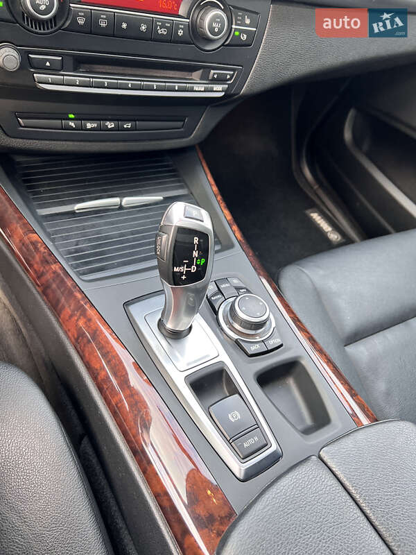 Внедорожник / Кроссовер BMW X5 2012 в Хмельницком