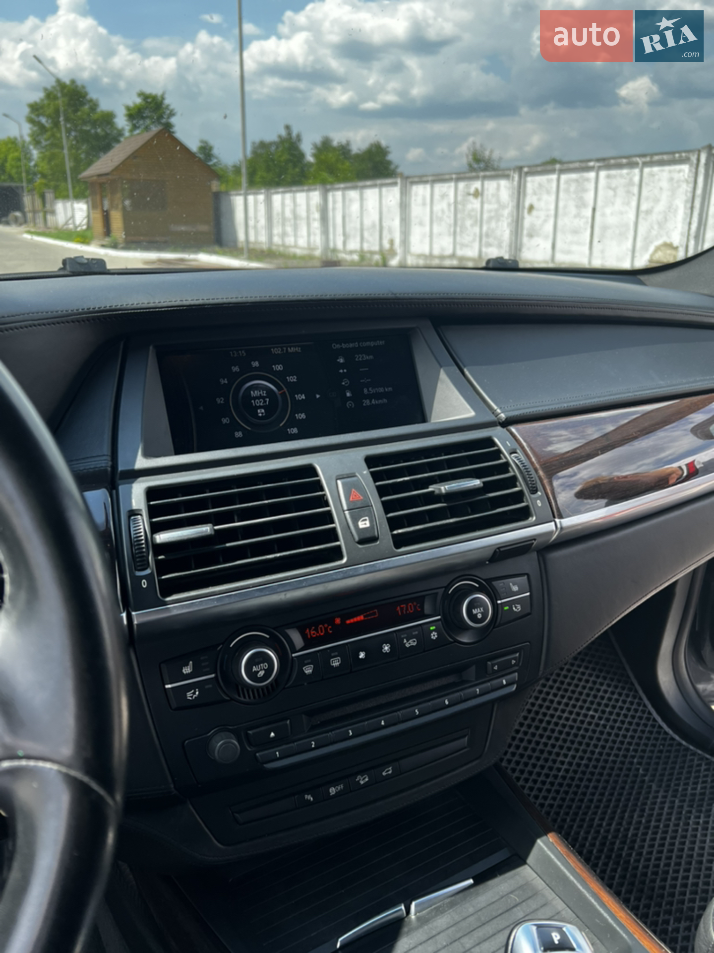 2010 BMW X5 - мініатюра 15