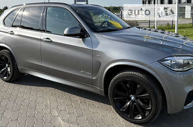 Позашляховик / Кросовер BMW X5 2017 в Львові